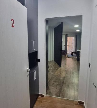 #2 Lovely Spacious 1-Bedroom Apart Tirana Exterior foto